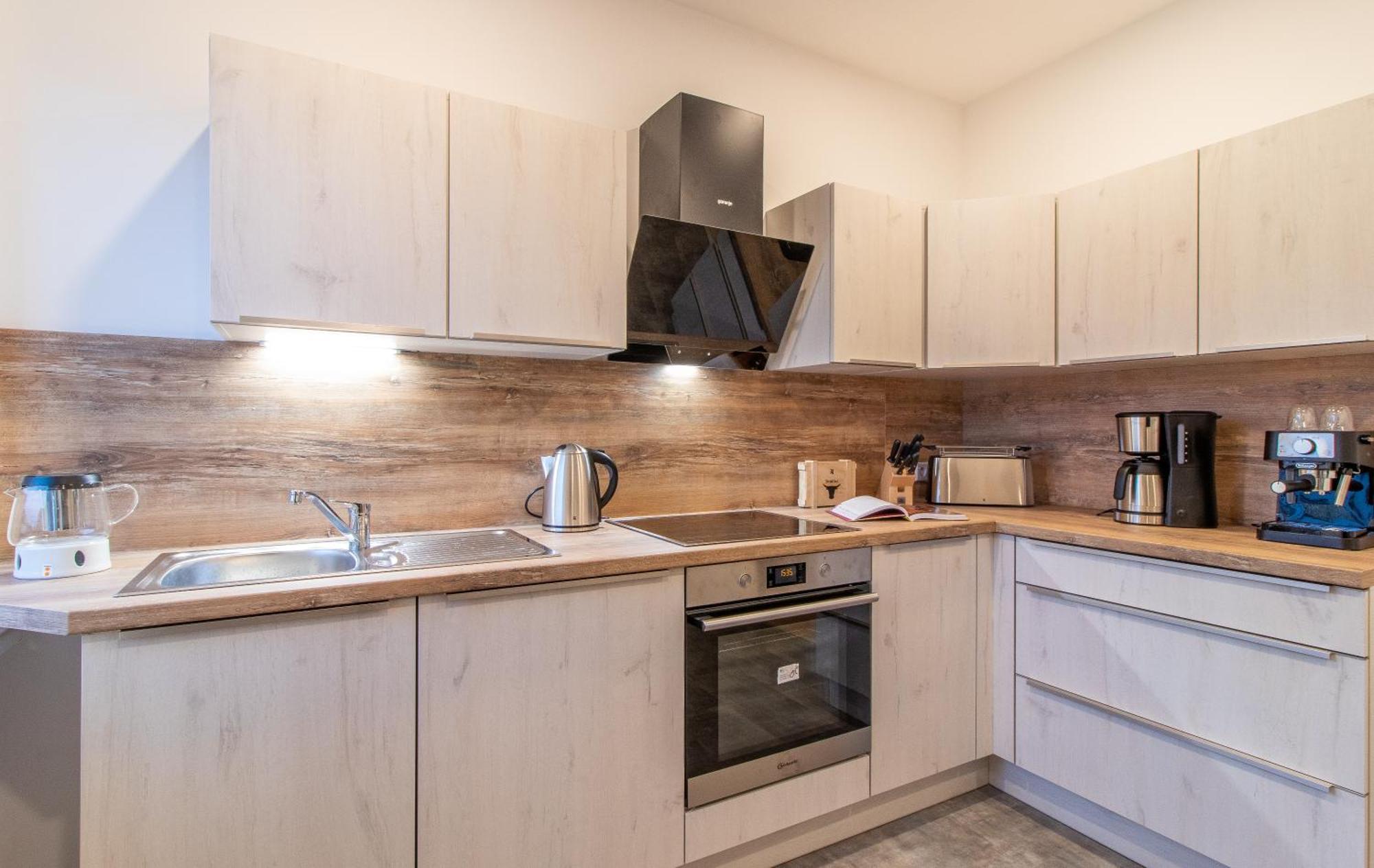 Stilvolles City-Apartment I Netflix I Wlan L Stellplatz I Zentral Шварценберг Екстериор снимка
