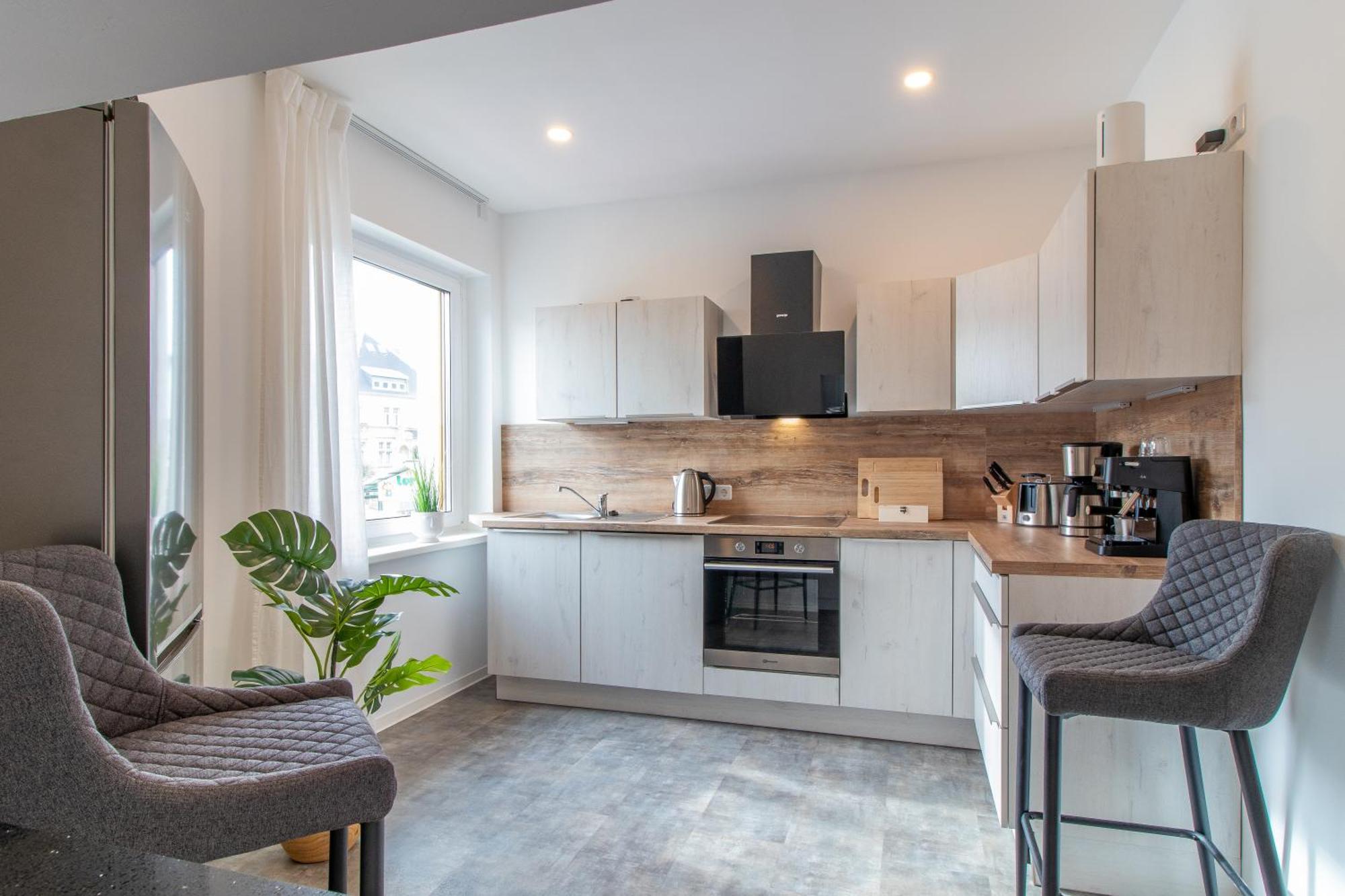 Stilvolles City-Apartment I Netflix I Wlan L Stellplatz I Zentral Шварценберг Екстериор снимка
