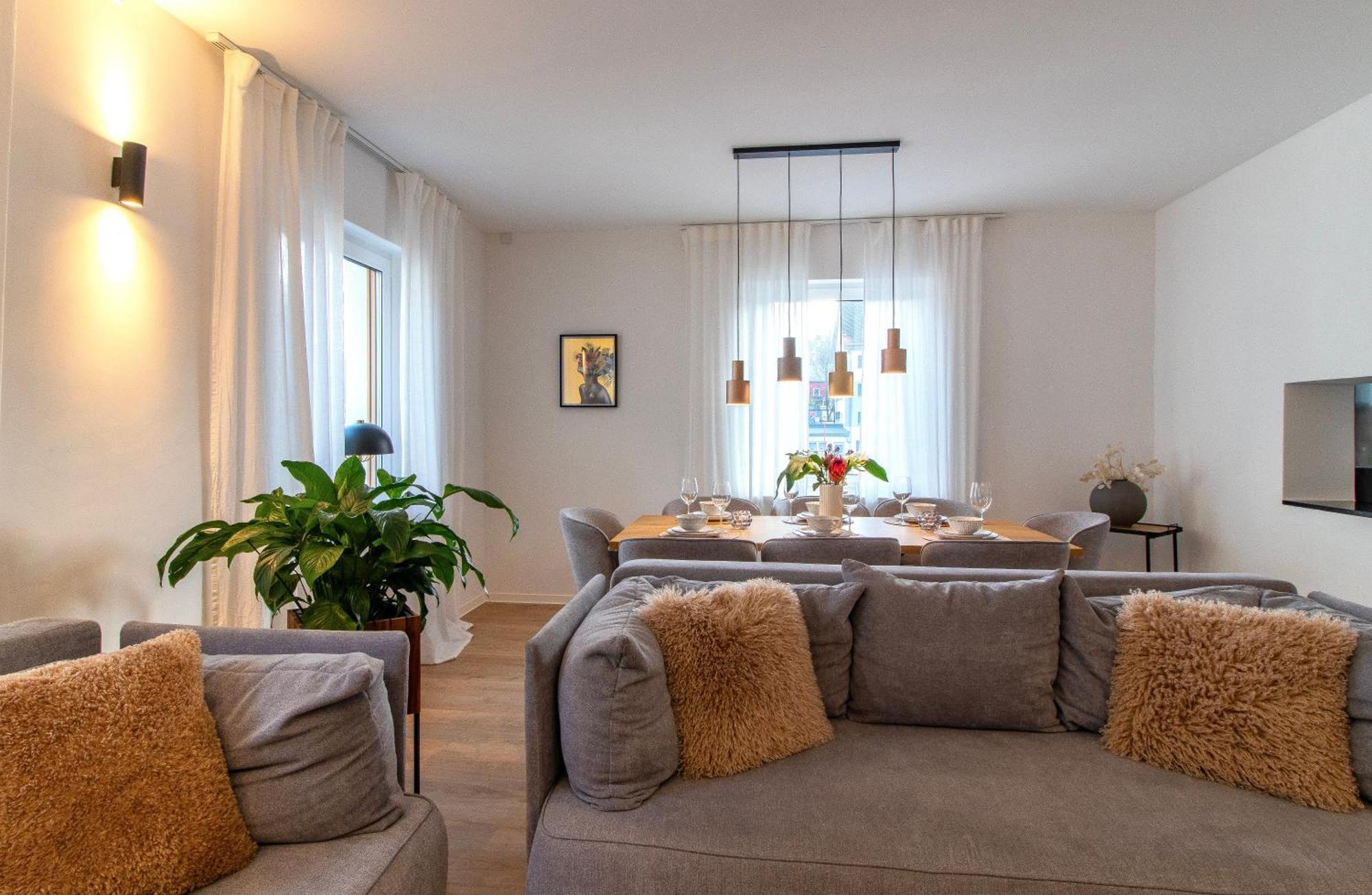 Stilvolles City-Apartment I Netflix I Wlan L Stellplatz I Zentral Шварценберг Екстериор снимка