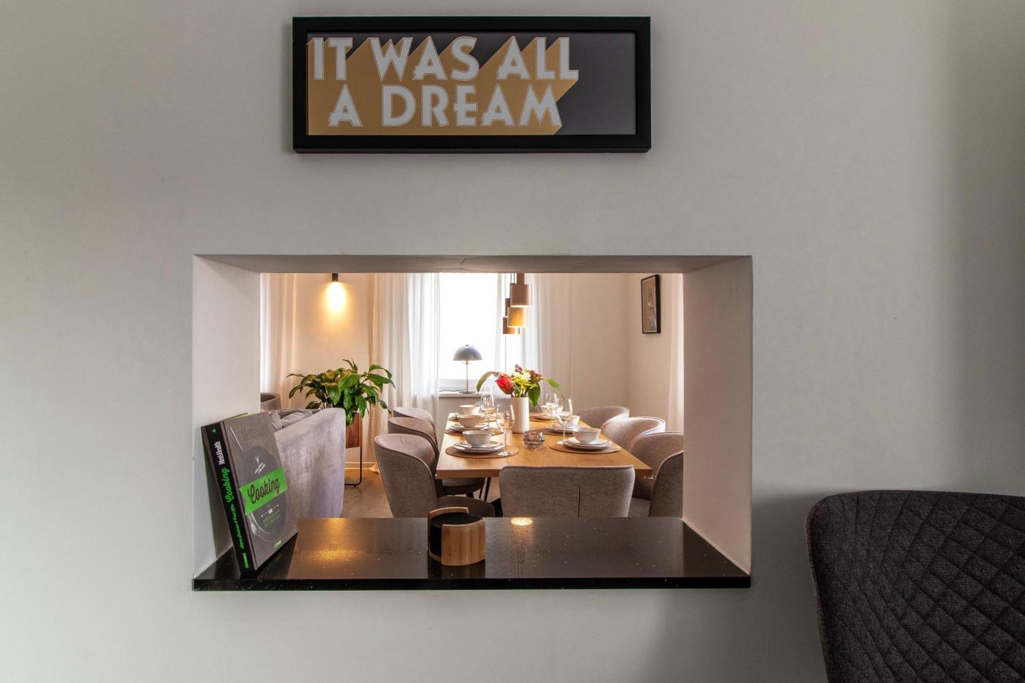 Stilvolles City-Apartment I Netflix I Wlan L Stellplatz I Zentral Шварценберг Екстериор снимка