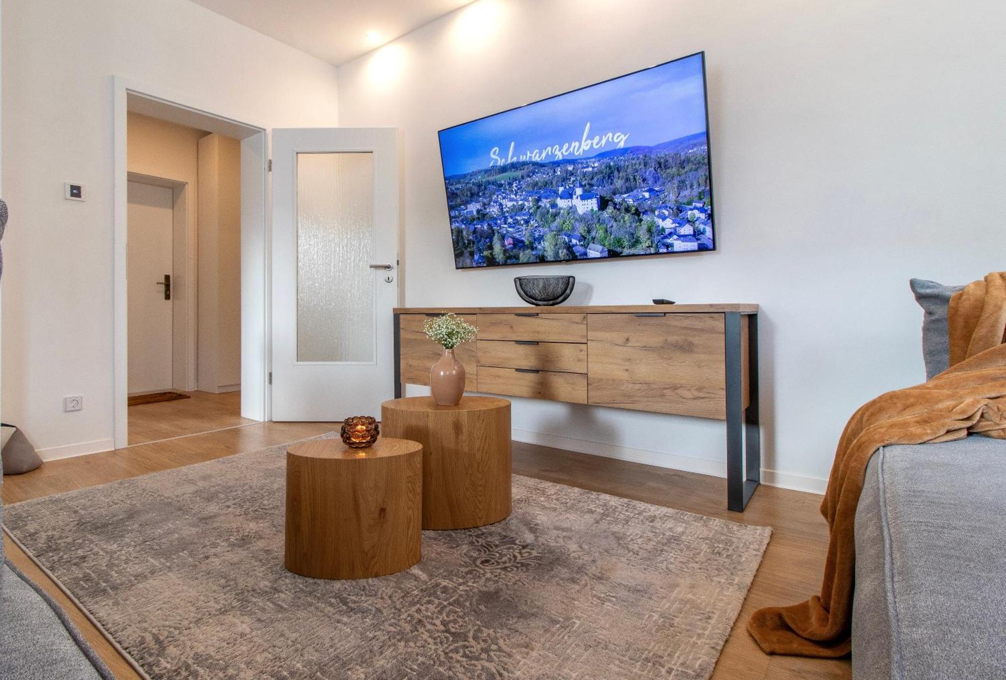 Stilvolles City-Apartment I Netflix I Wlan L Stellplatz I Zentral Шварценберг Екстериор снимка